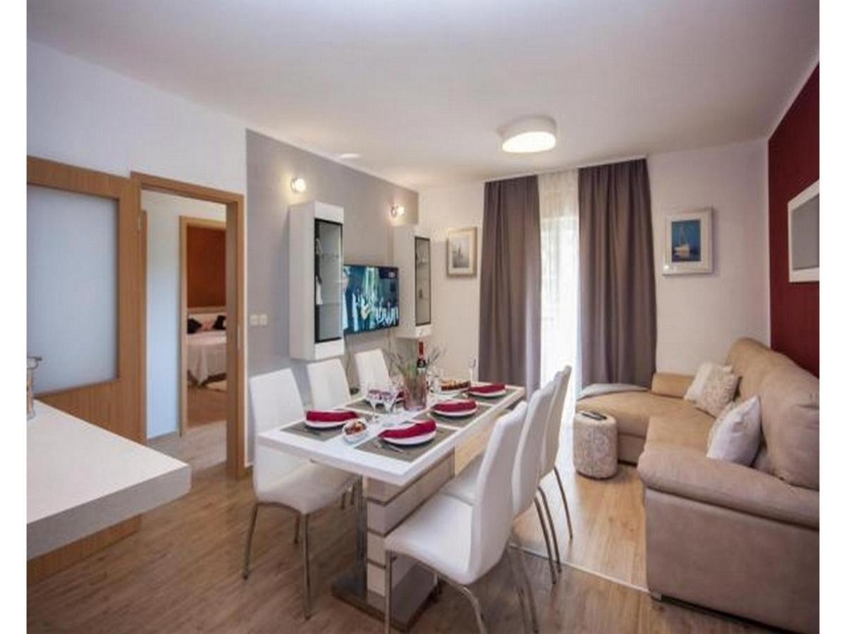 Apartment Dar Murter Exterior photo